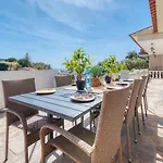 Villa Costacabana - Donna